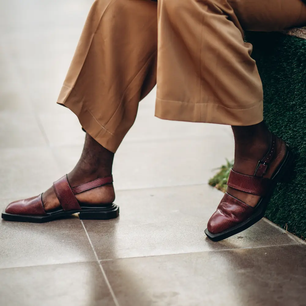 A pair of maroon Peshawari chappals